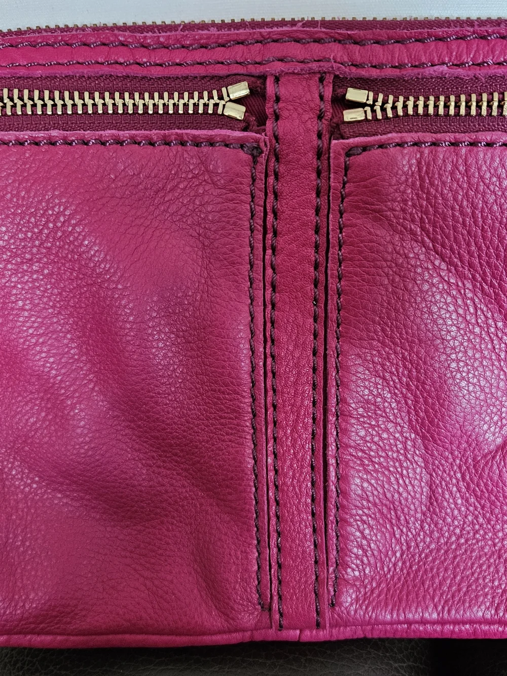 FOSSIL Leather Crossbody Bag in Bright Pink